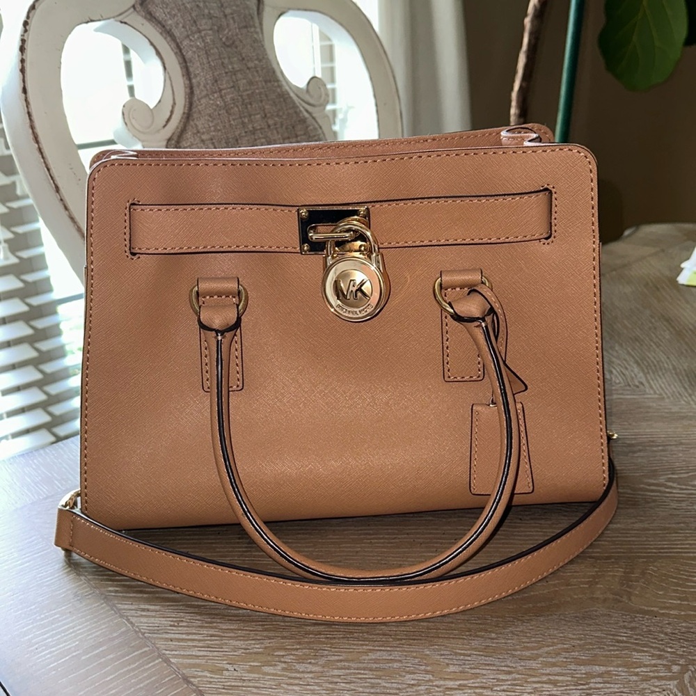 Michael Kors Hamilton Saffiano Leather Satchel. Dark Khaki. 13x9x5in.
